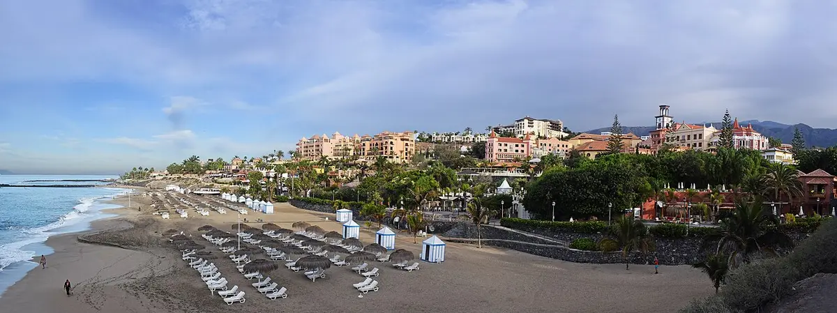 Playa del Duque und die Küste von Costa Adeje